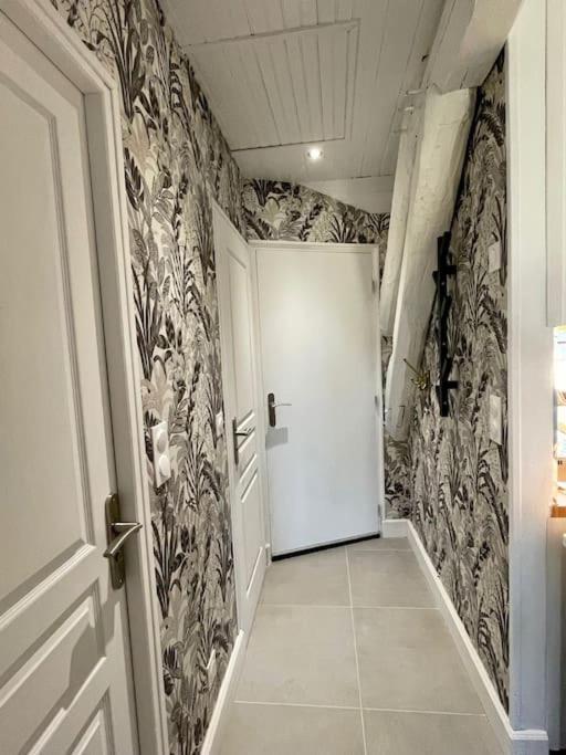 Appartement En Plein Centre Ville Milly-la-Foret Εξωτερικό φωτογραφία