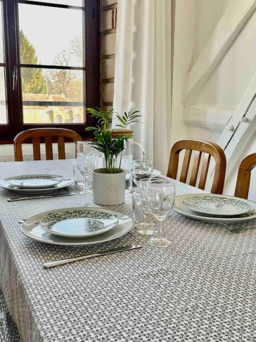 Appartement En Plein Centre Ville Milly-la-Foret Εξωτερικό φωτογραφία